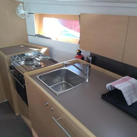 Beneteau Oceanis 35.1- Maya Bay 2 *