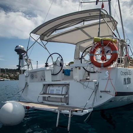 Beneteau Oceanis 35.1- Maya Bay 2